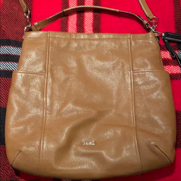 Vintage Coach Leather Tote with side pockets - Picture 8 of 8